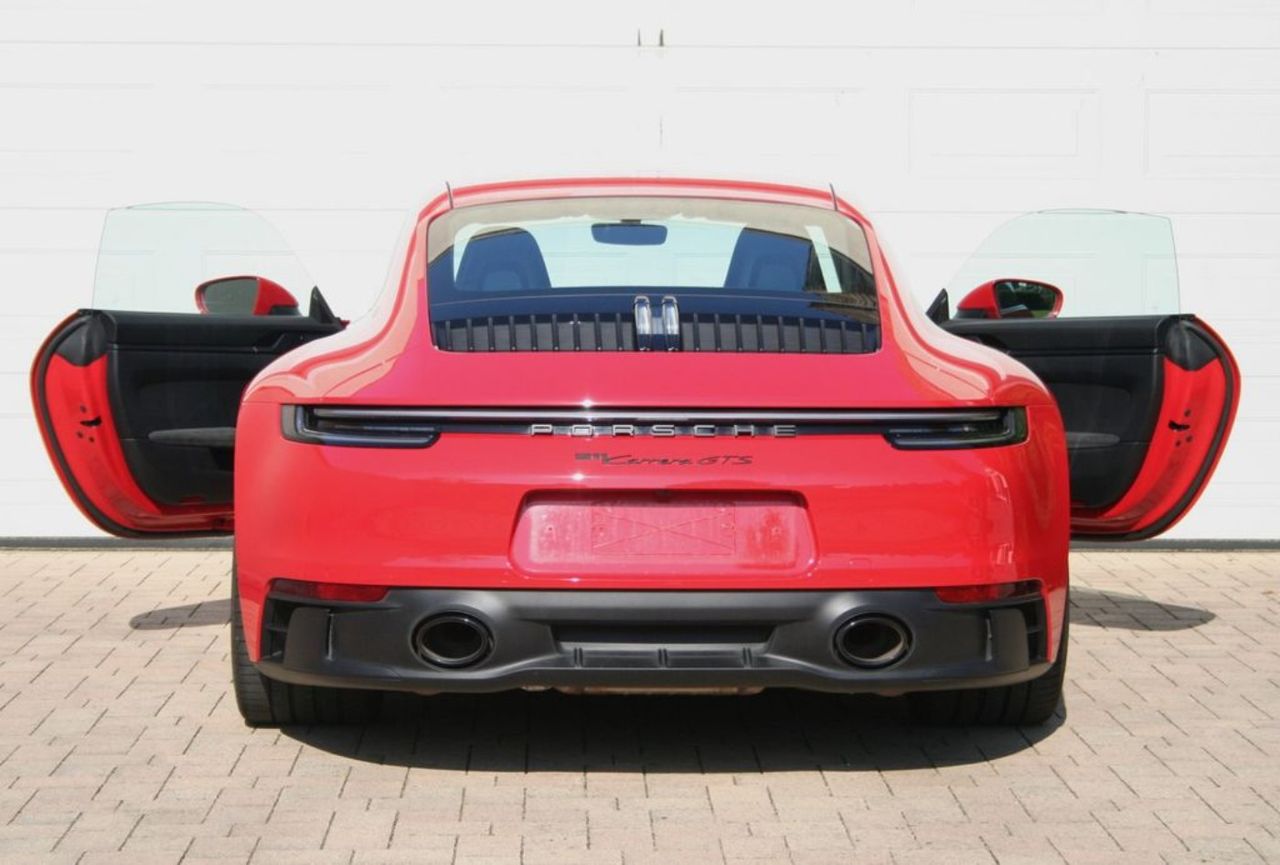 Foto Porsche 911 Carrera 4