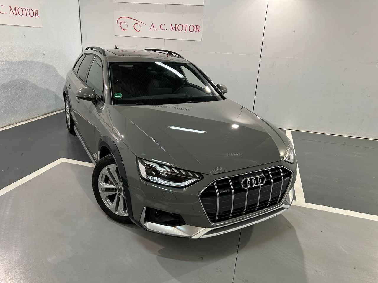 Foto Audi A4 Allroad Quattro 14