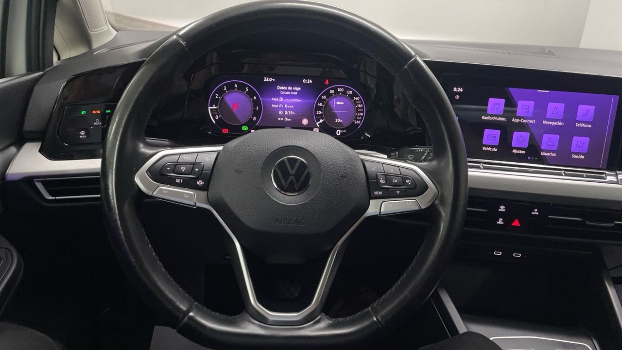 Foto Volkswagen Golf 21