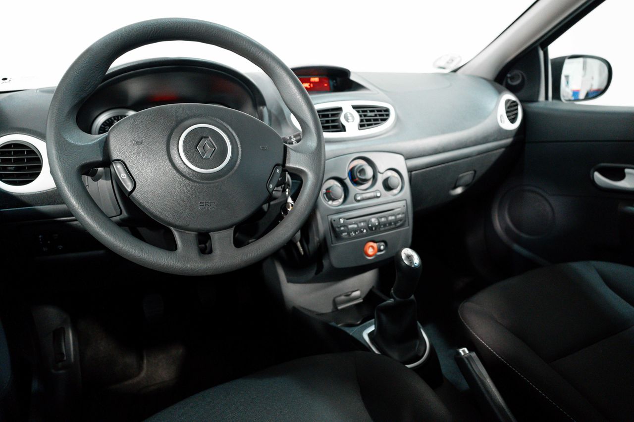 Foto Renault Clio 22