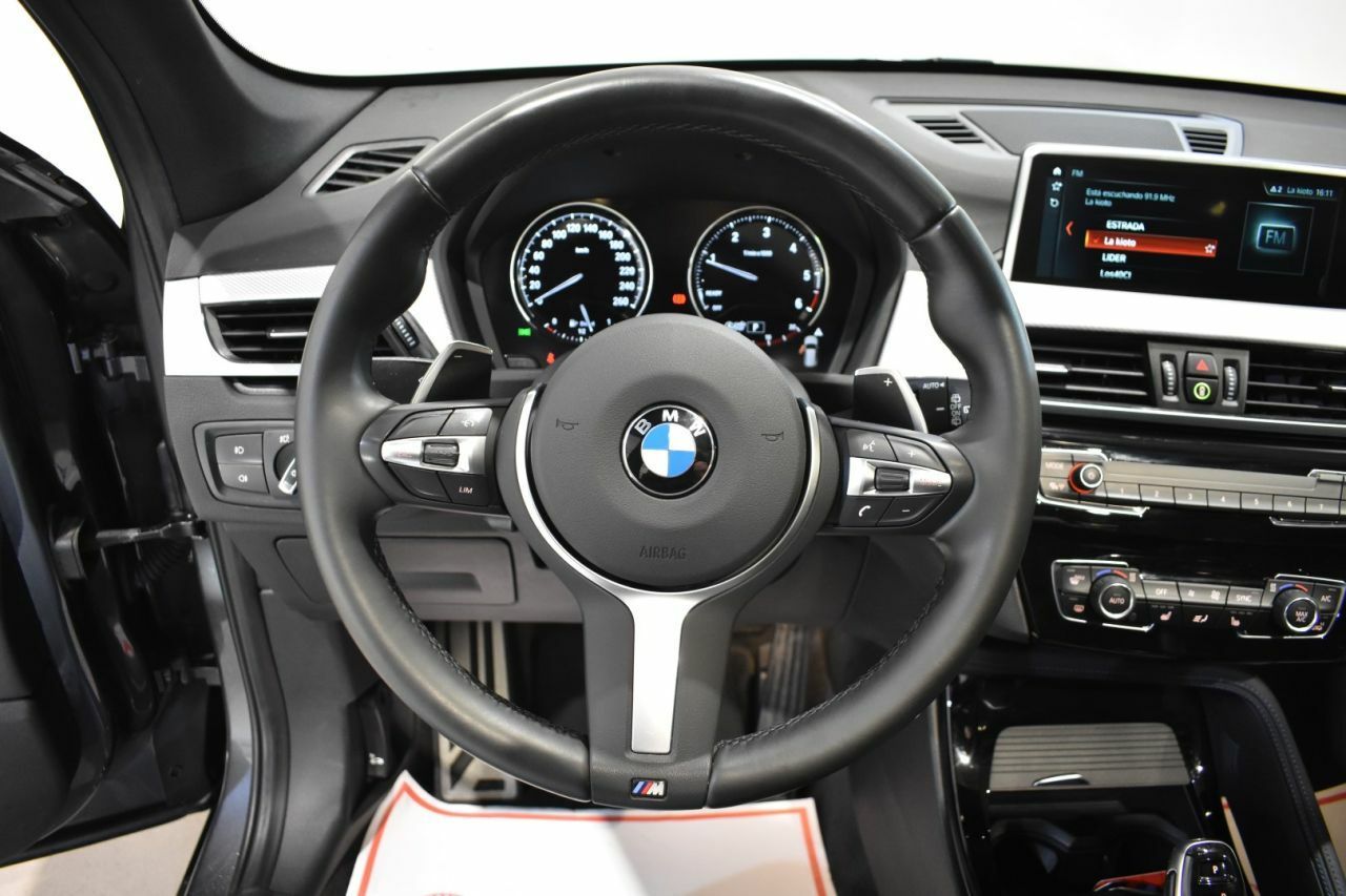 Foto BMW X1 30