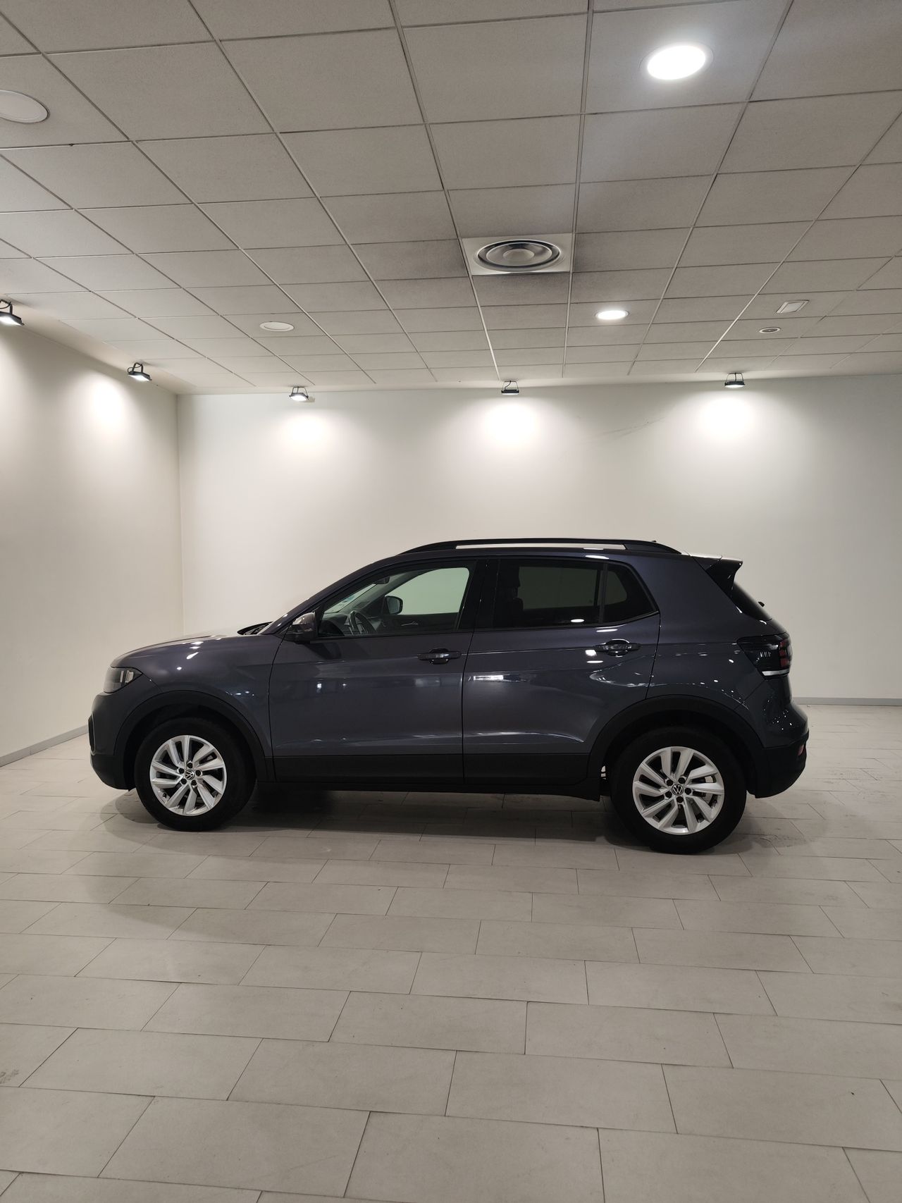 Foto Volkswagen T-Cross 4