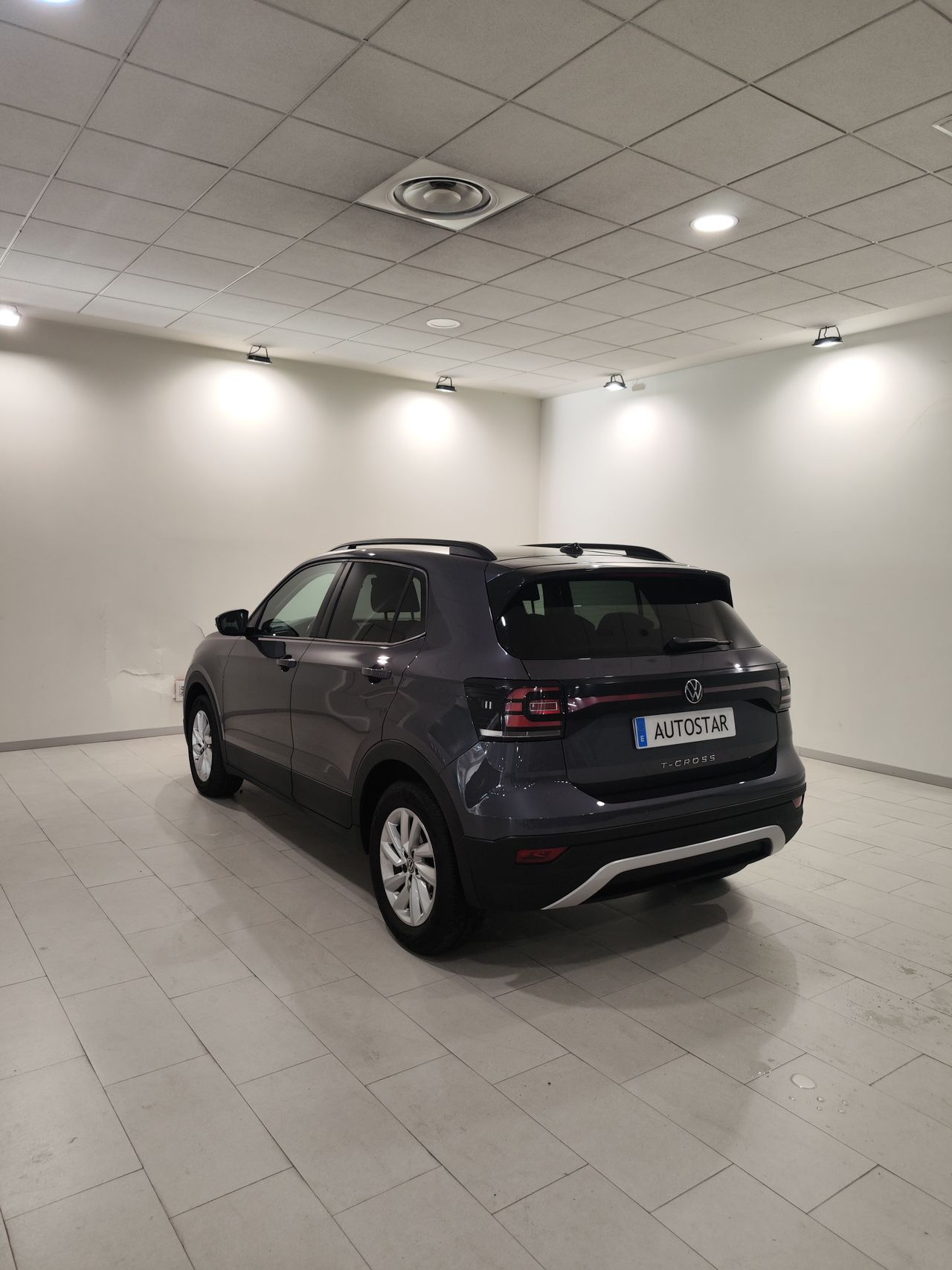 Foto Volkswagen T-Cross 17