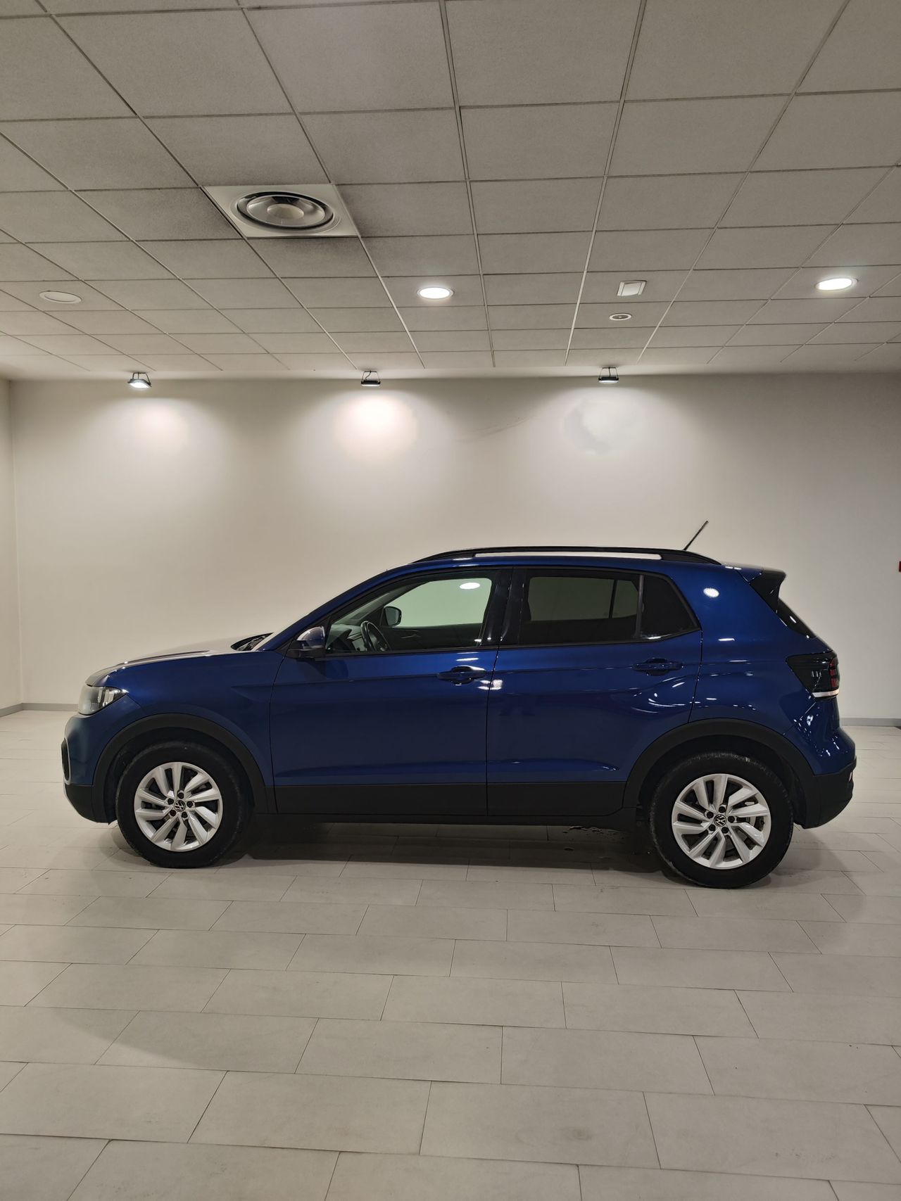 Foto Volkswagen T-Cross 4