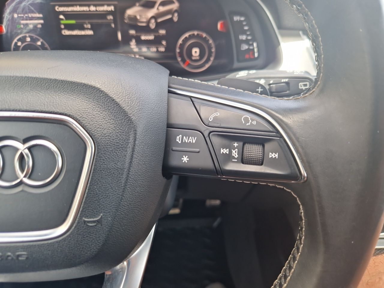 Foto Audi SQ7 18