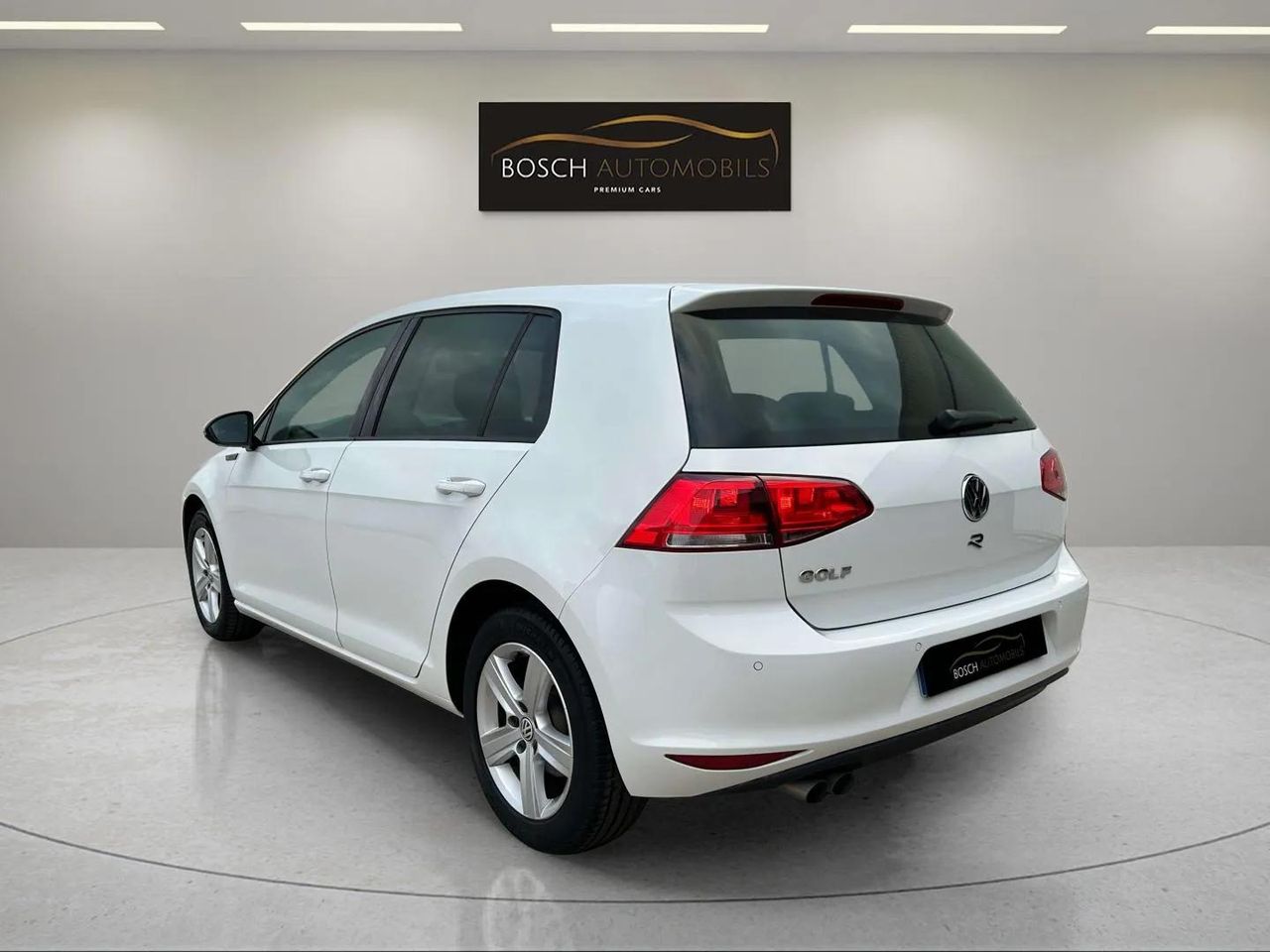 Foto Volkswagen Golf 8