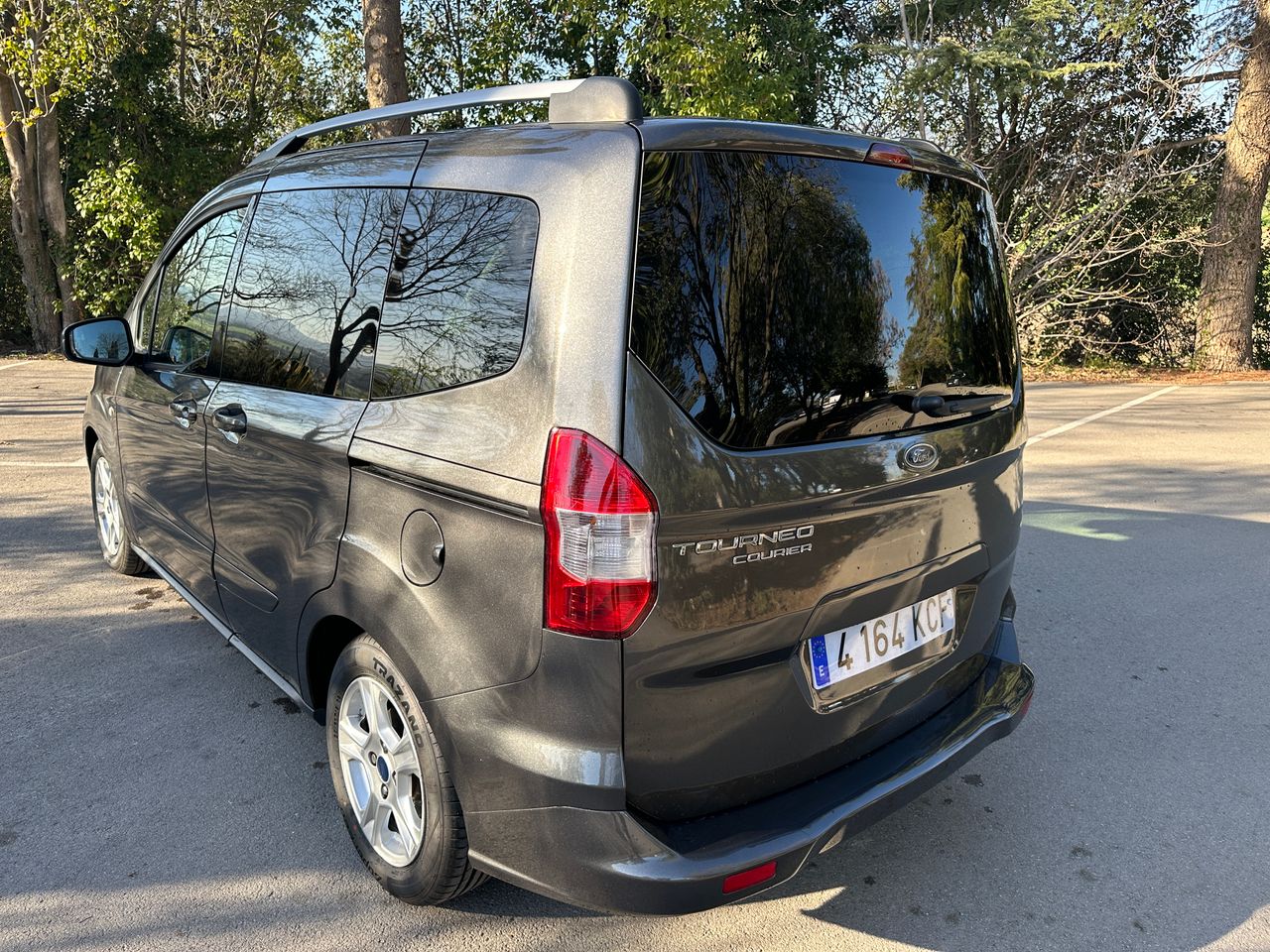 Foto Ford Tourneo Courier 11