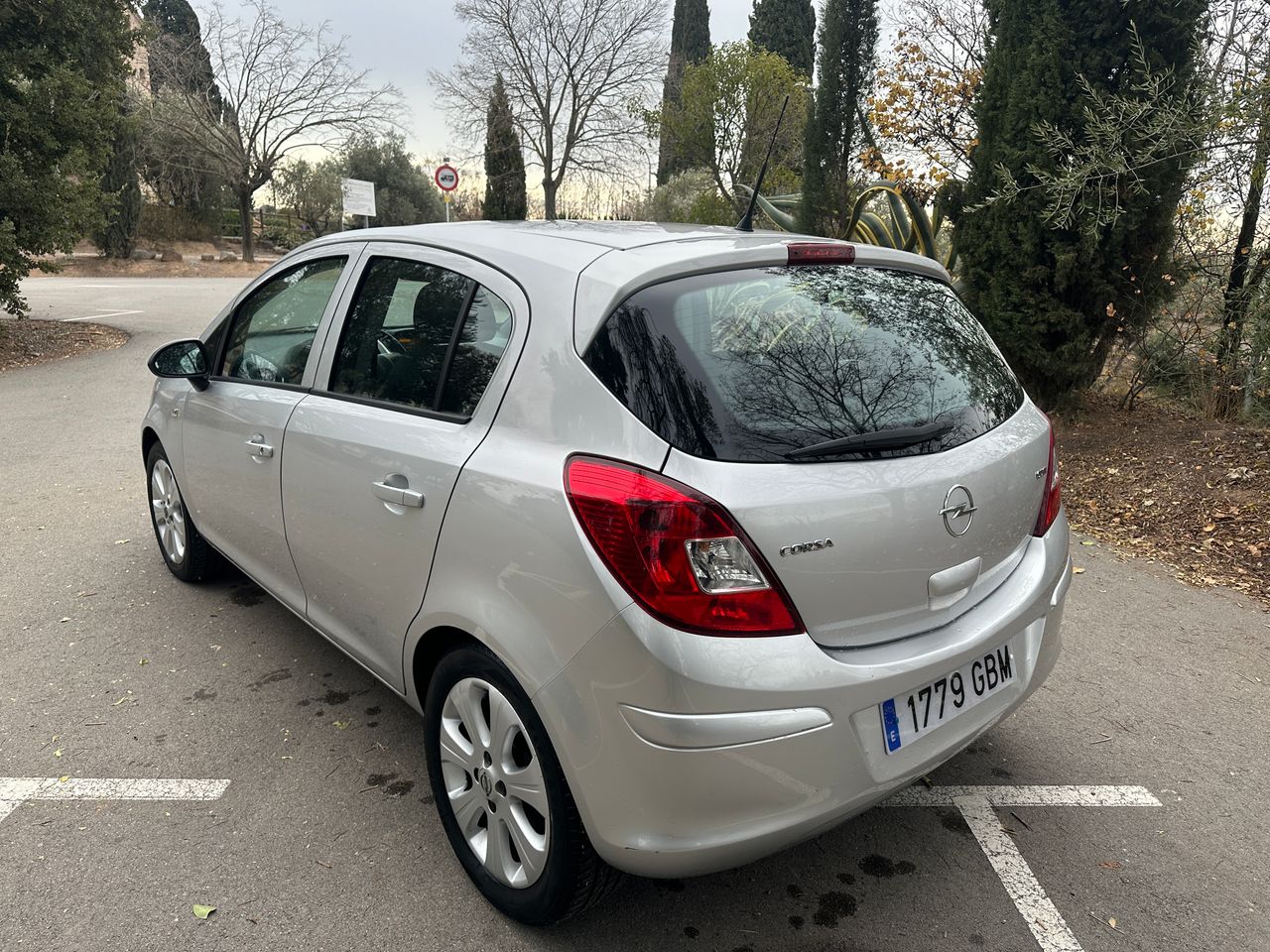 Foto Opel Corsa 11