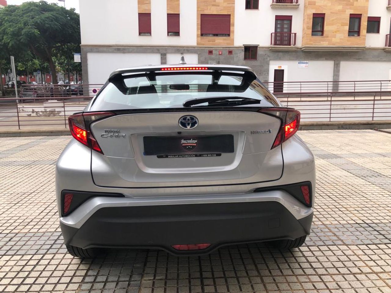 Foto Toyota C-HR 4