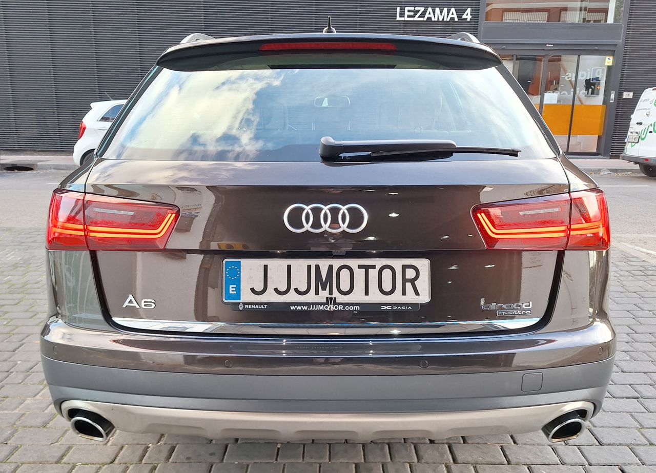 Foto Audi A6 Allroad Quattro 4