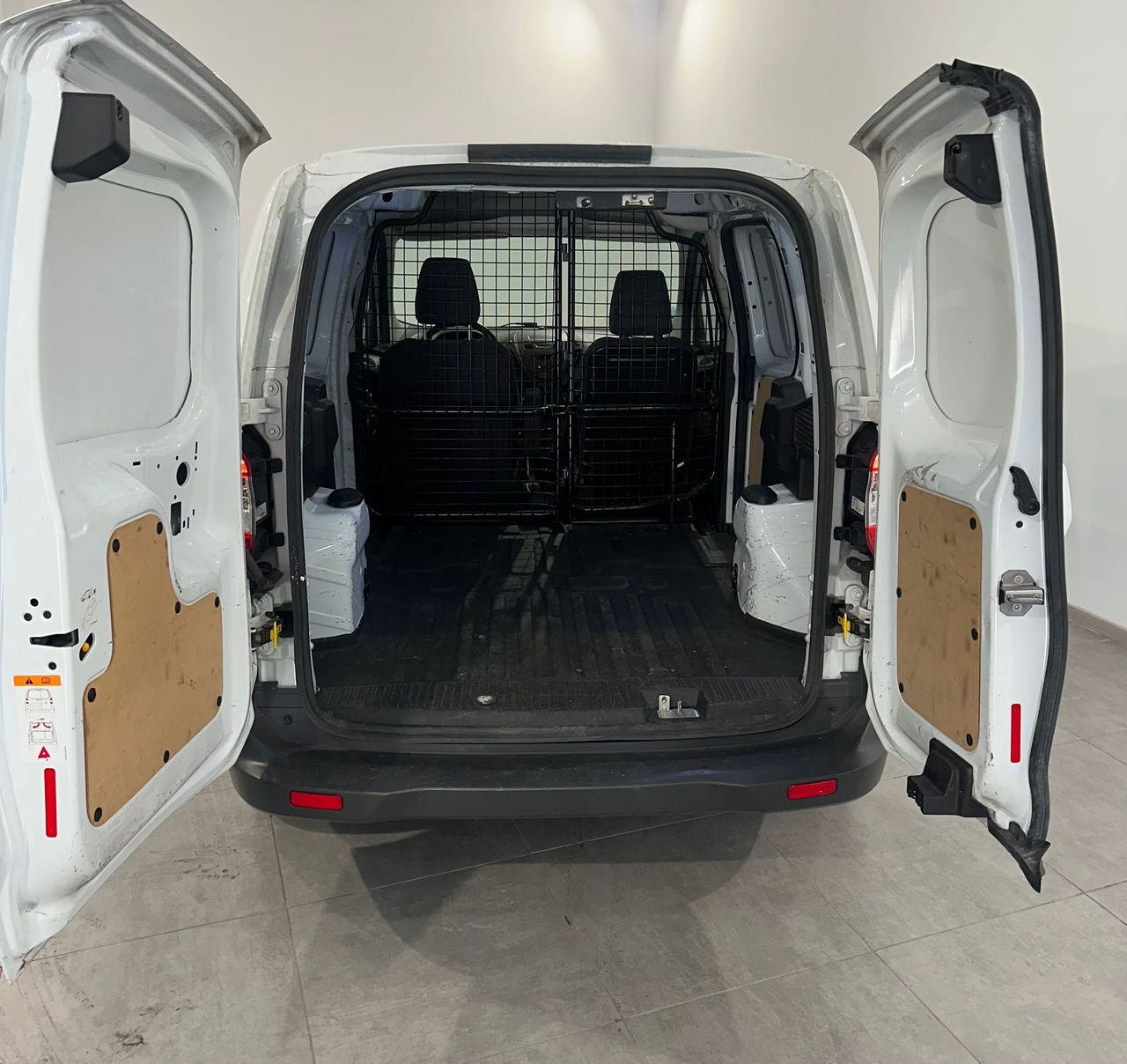 Foto Ford Transit  Courier 9