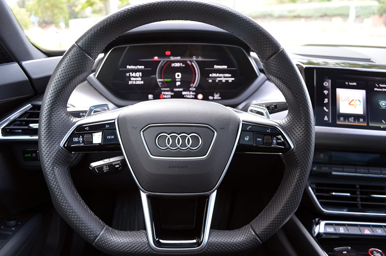 Foto Audi E-tron 18