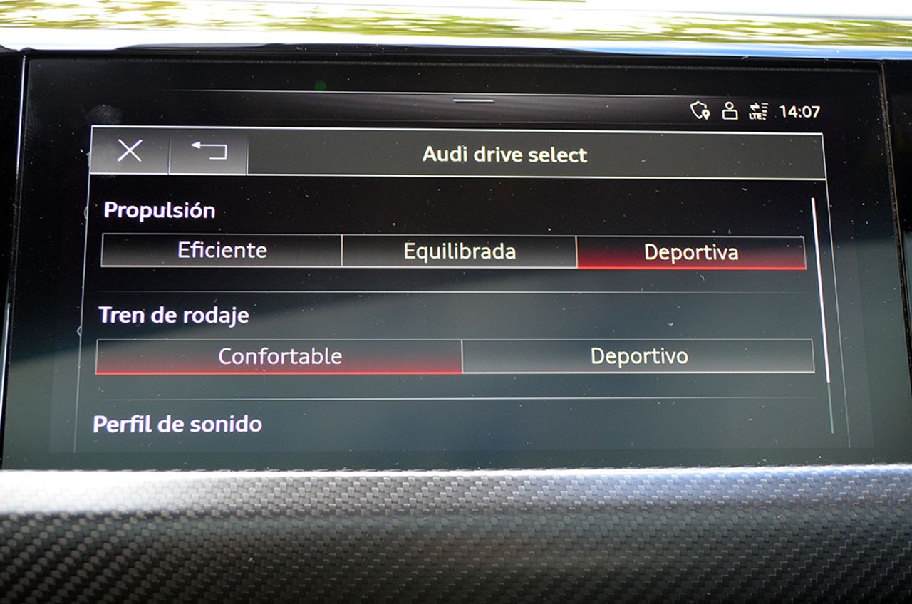 Foto Audi E-tron 46