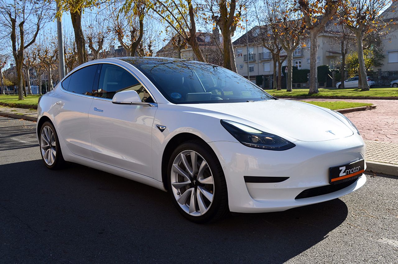 Foto Tesla Model 3 5