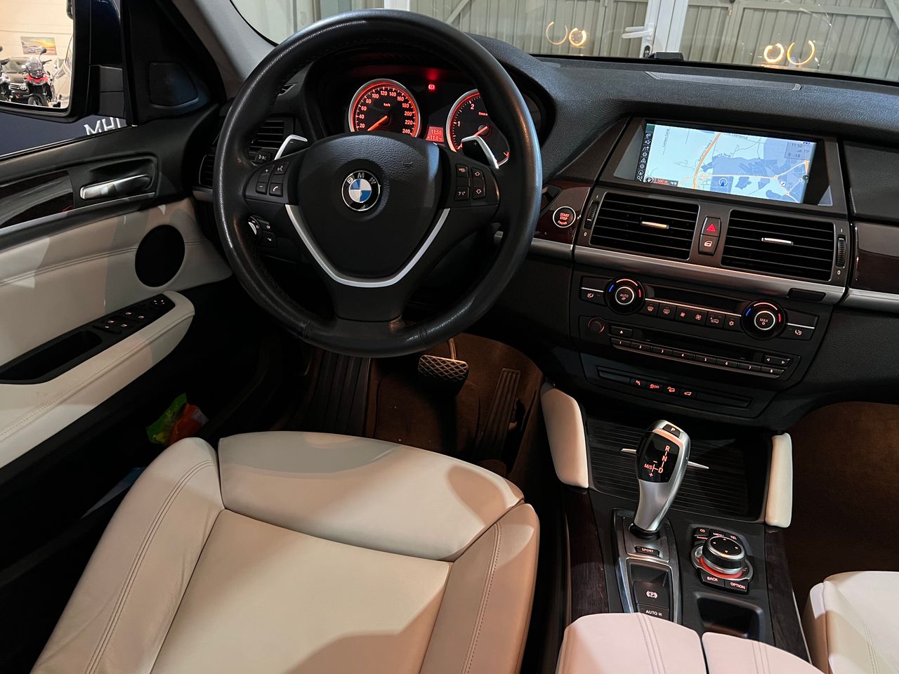 Foto BMW X6 28