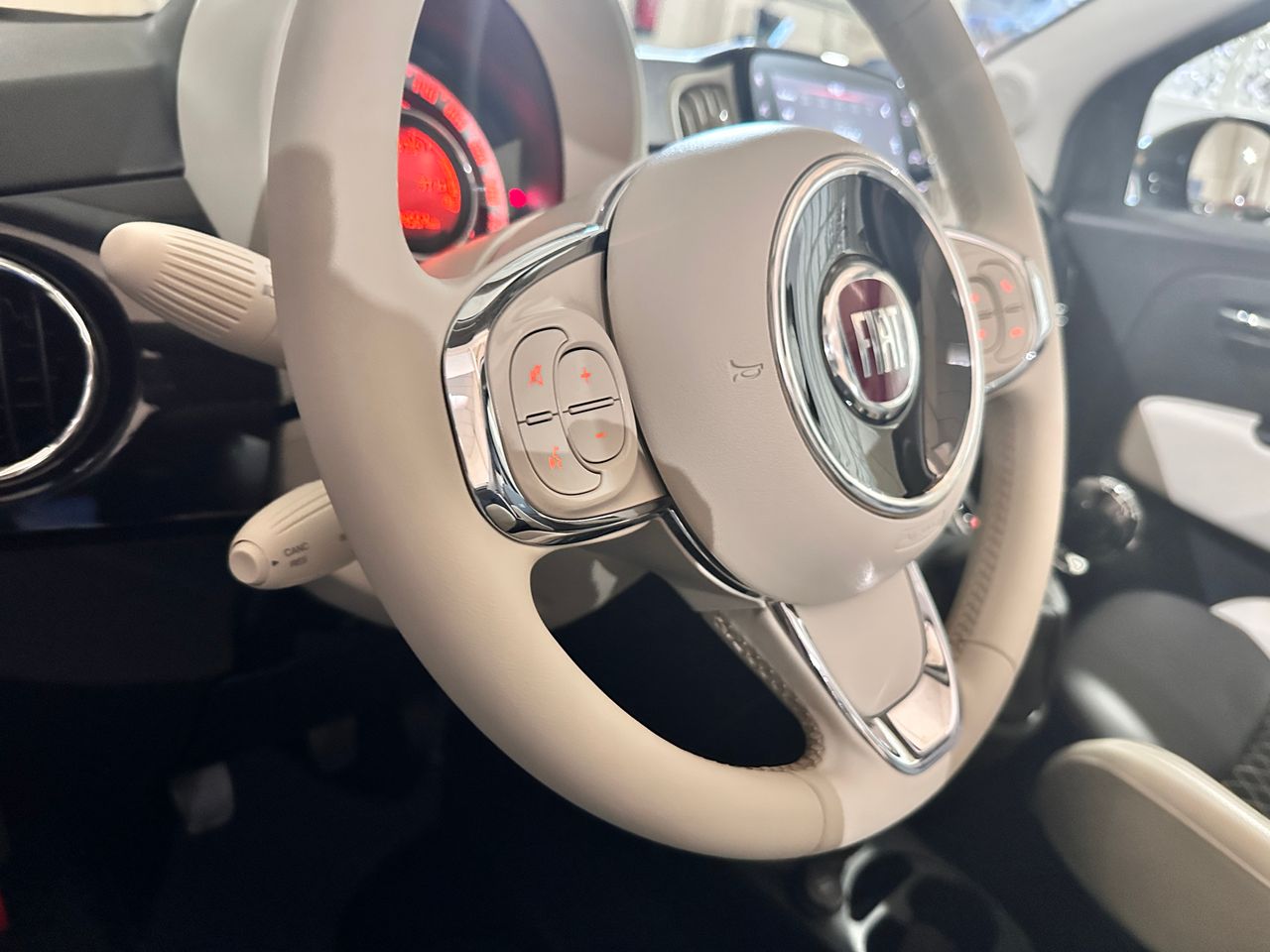 Foto Fiat 500C 32