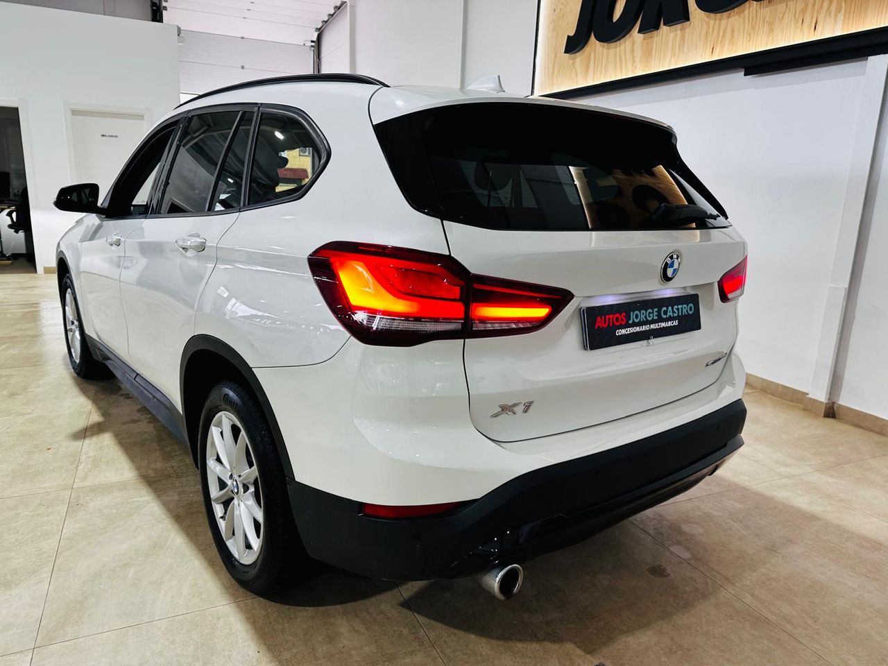 Foto BMW X1 6