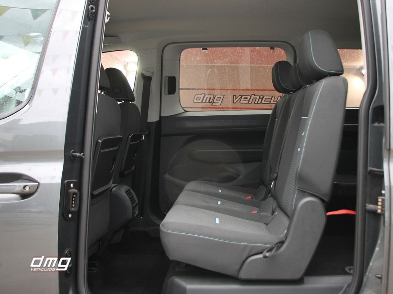 Foto Ford Tourneo Connect 9