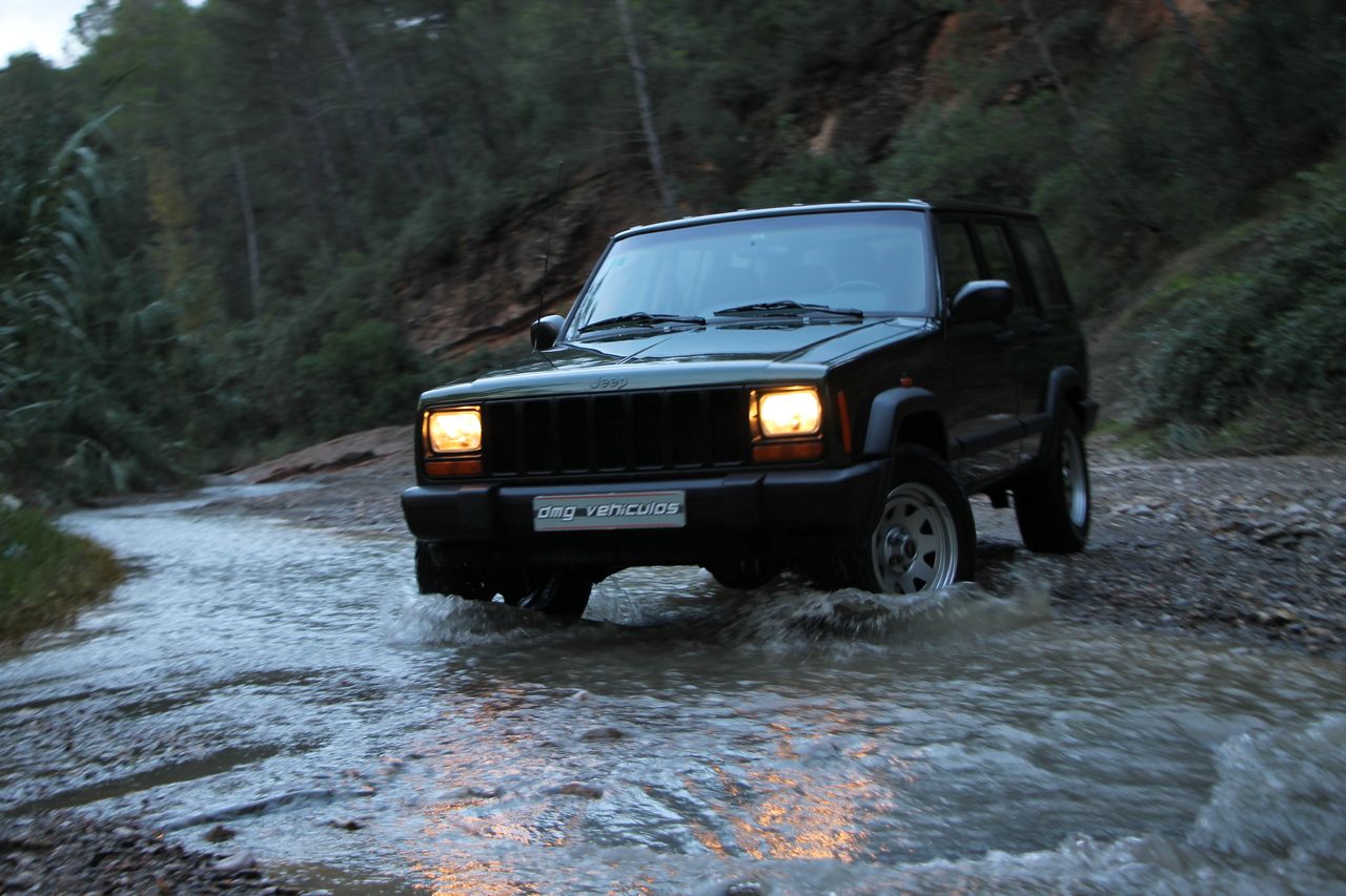 Foto Jeep Cherokee 10