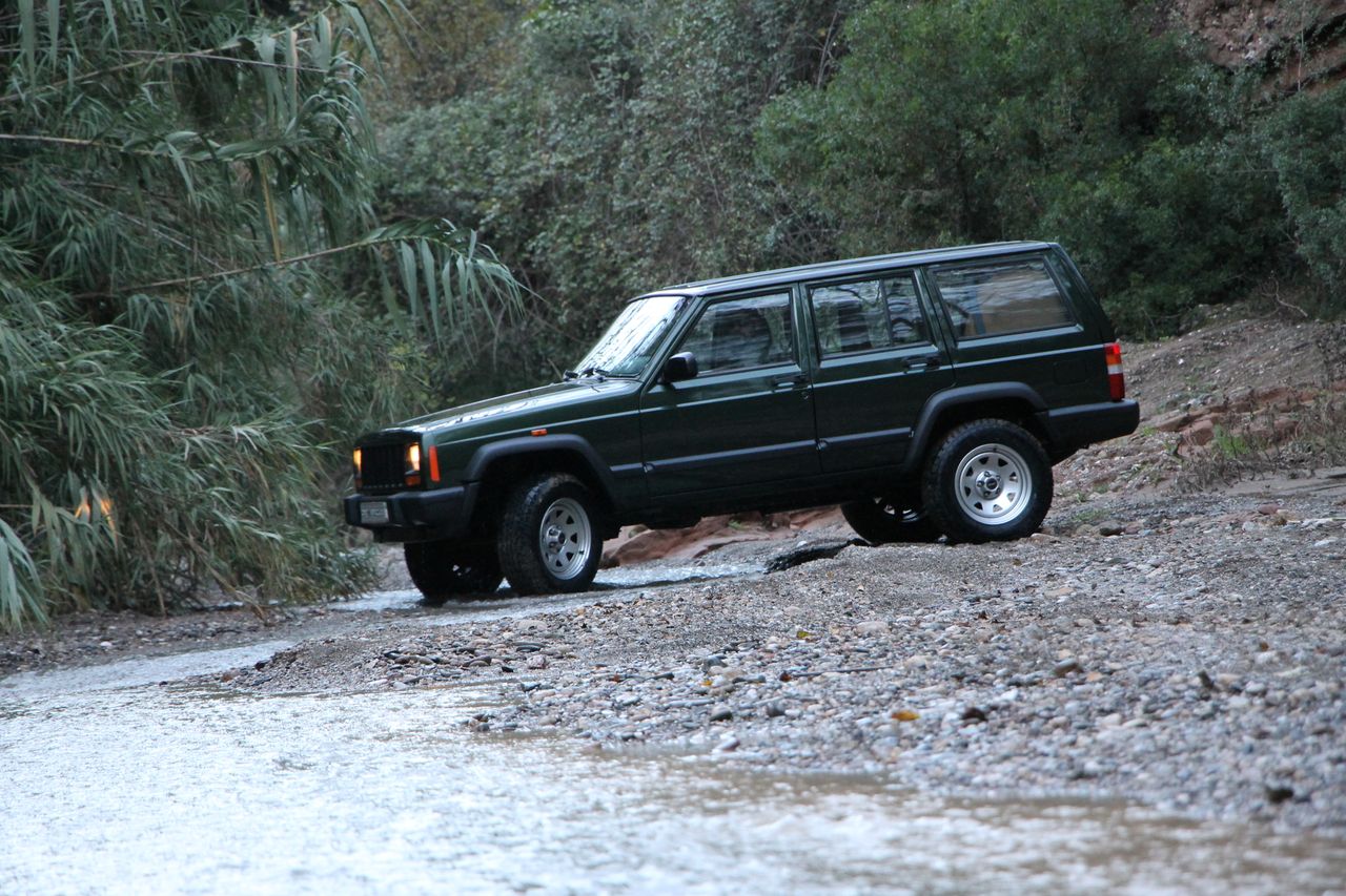 Foto Jeep Cherokee 53