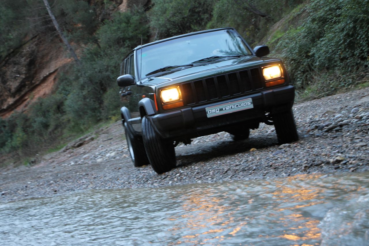 Foto Jeep Cherokee 65