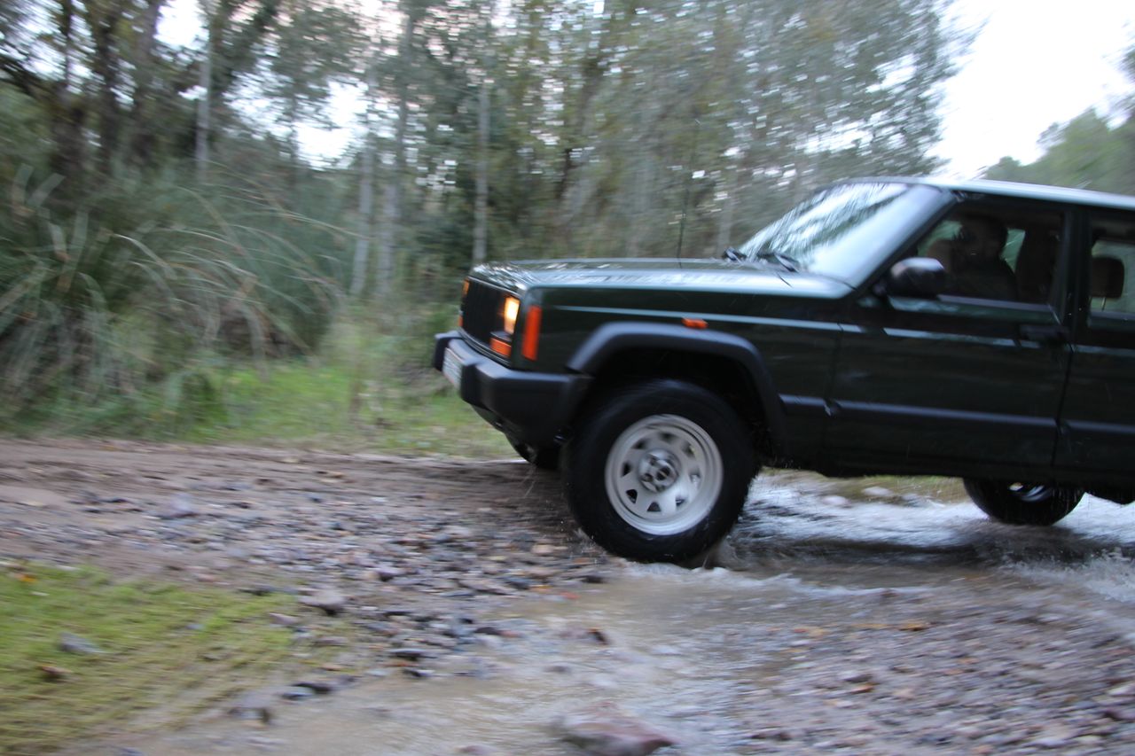 Foto Jeep Cherokee 71