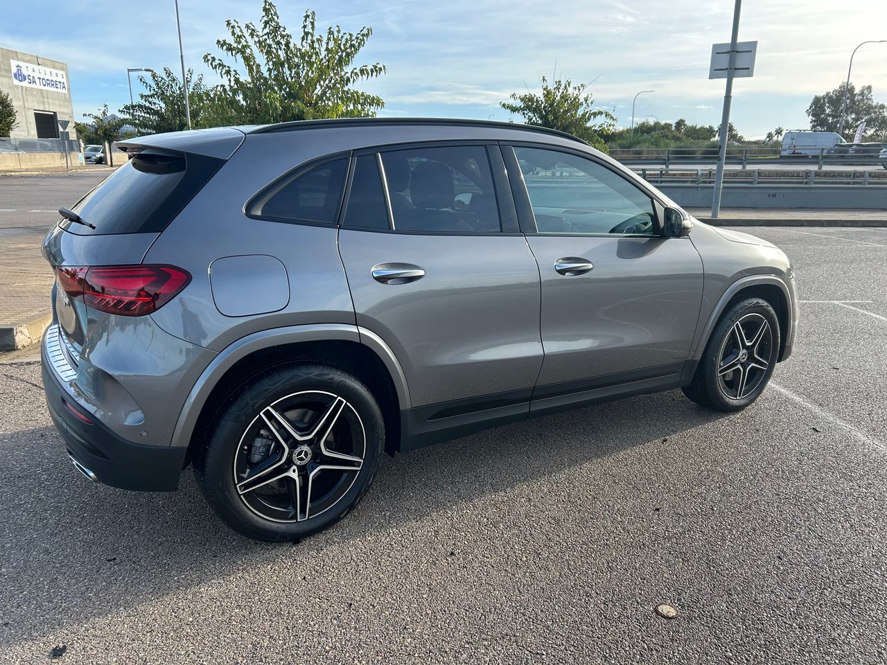 Foto Mercedes-Benz Clase GLA 2