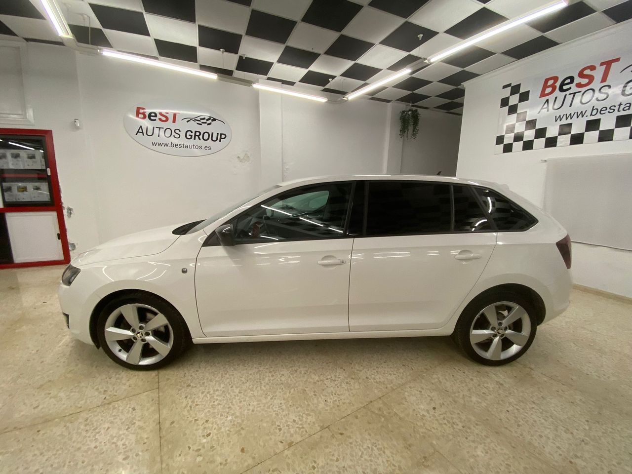 Foto Skoda Rapid 7