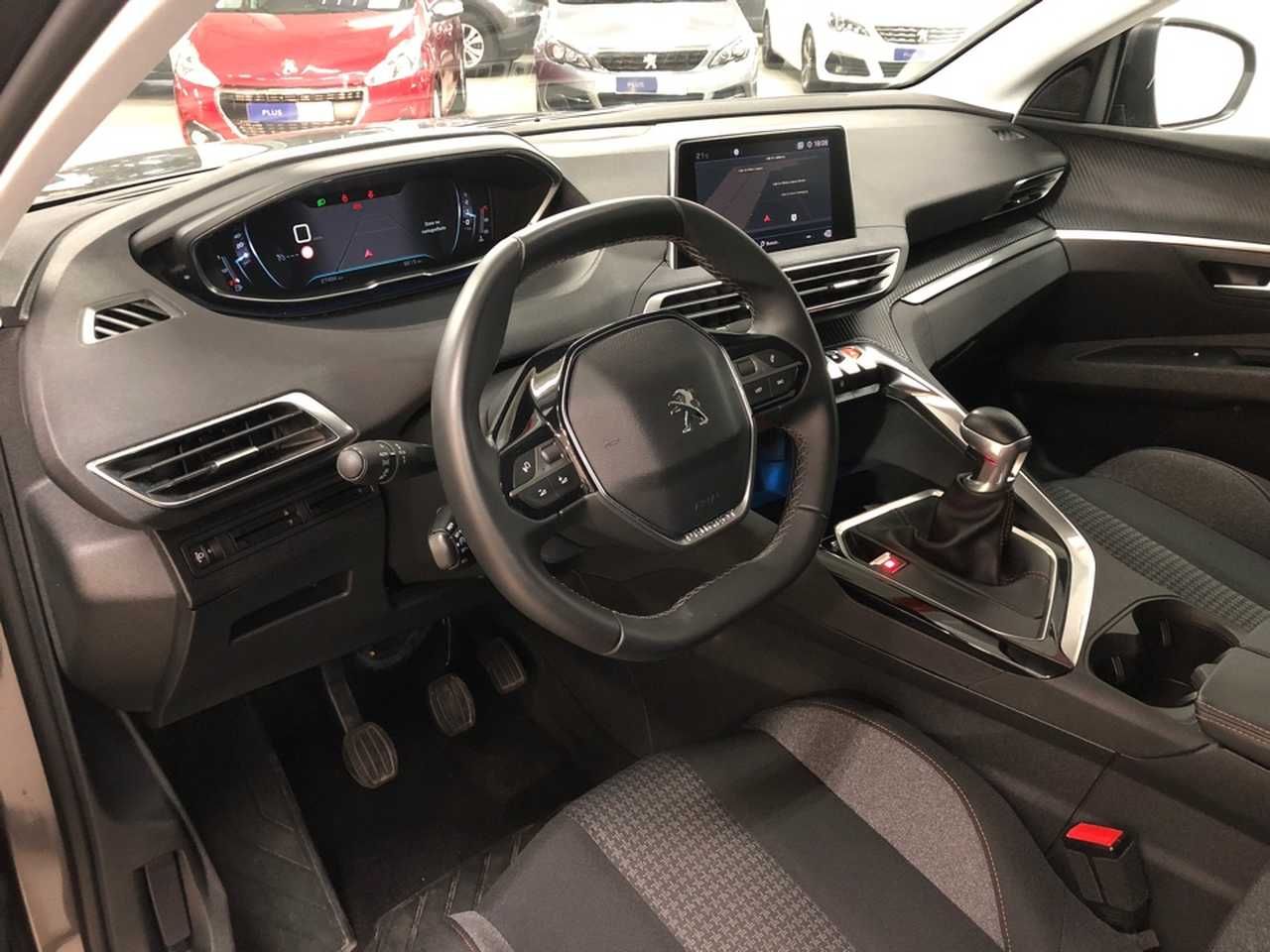 Foto Peugeot 5008 17