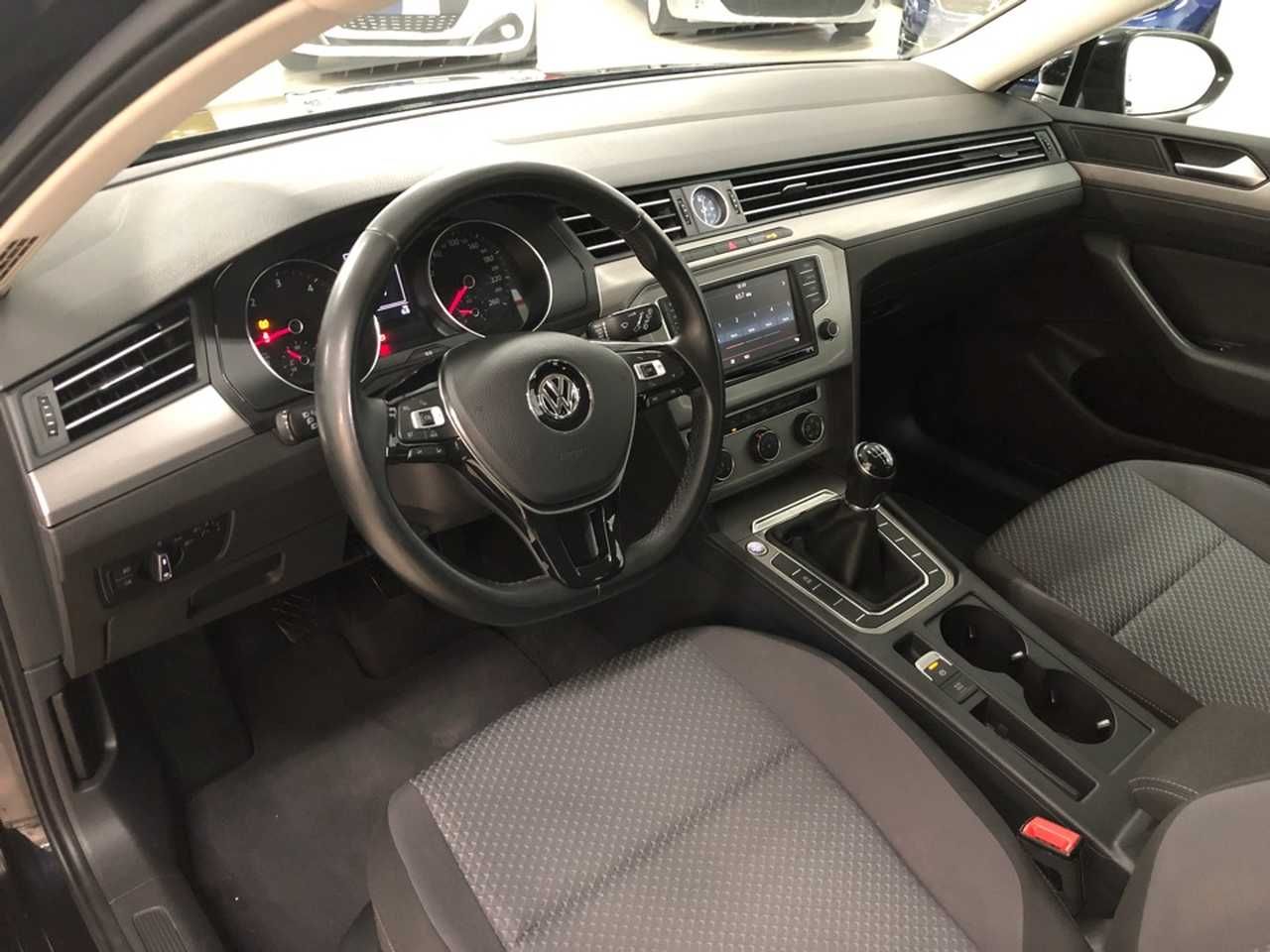 Foto Volkswagen Passat 14