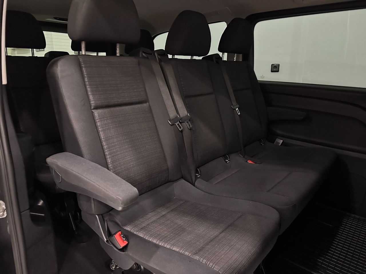 Foto Mercedes-Benz Vito 21