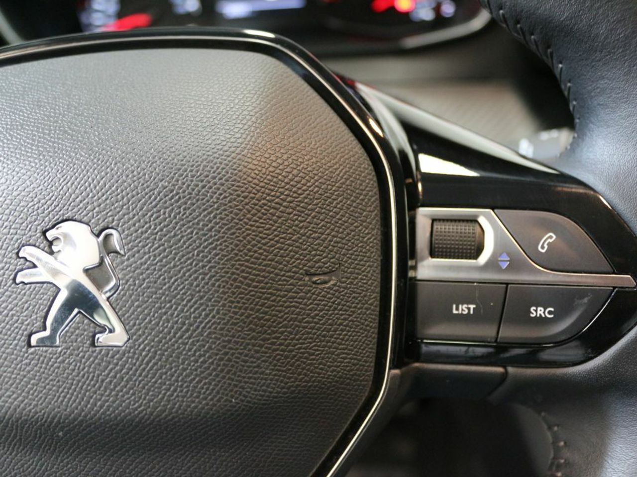 Foto Peugeot 2008 15