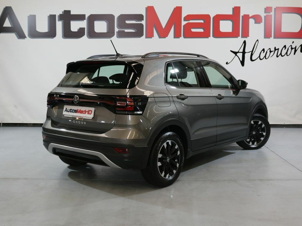 Foto Volkswagen T-Cross 3