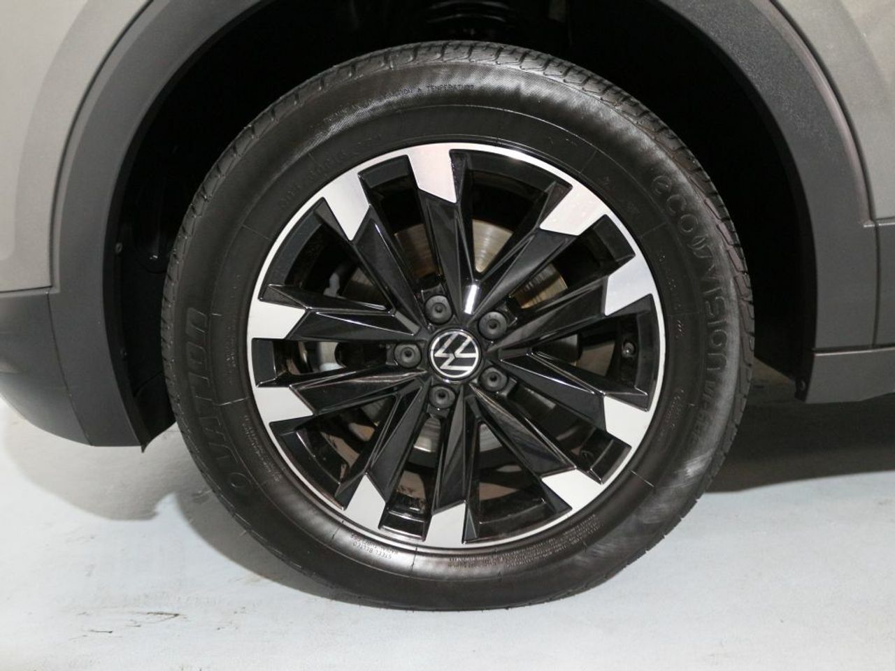 Foto Volkswagen T-Cross 32