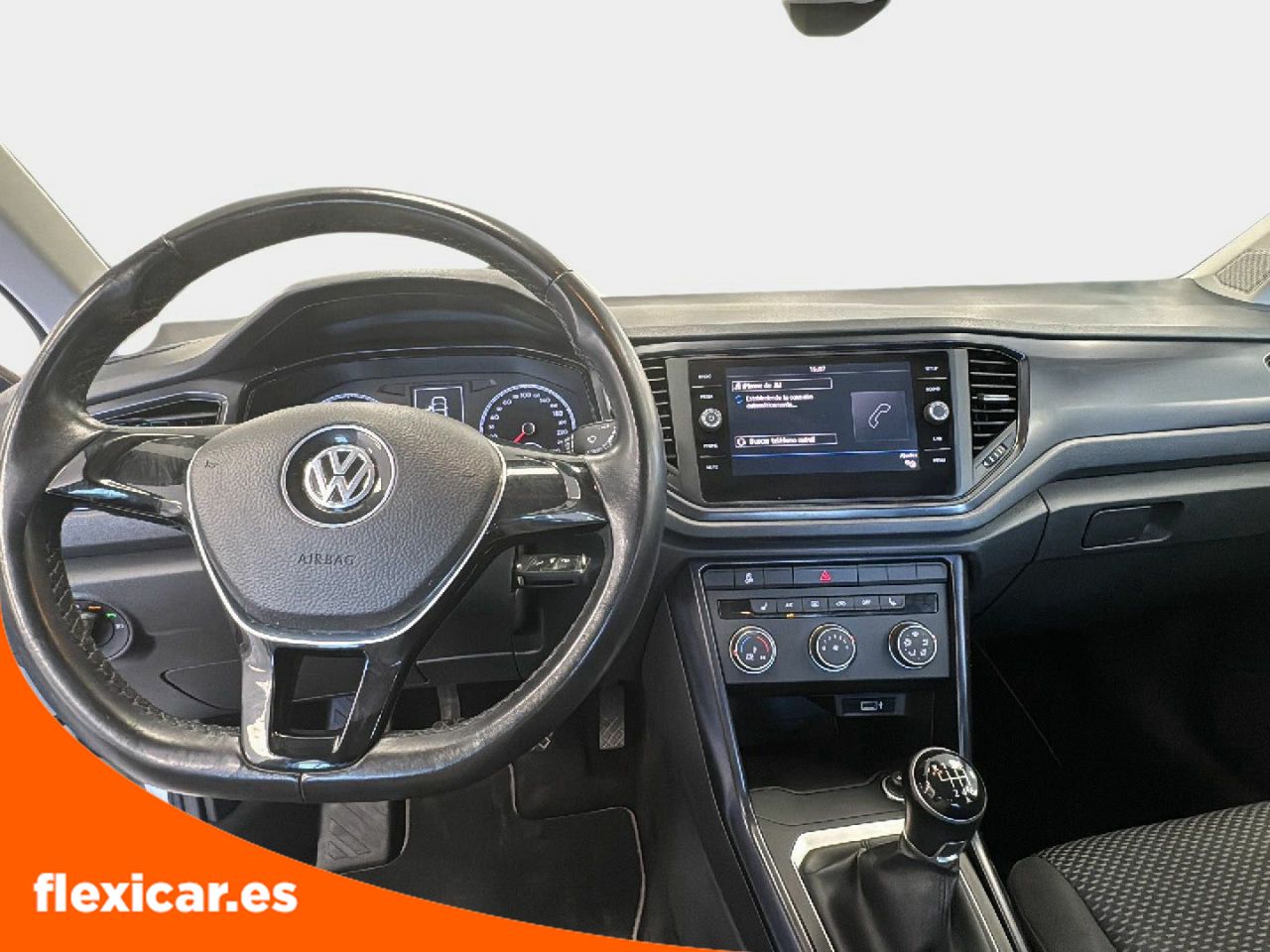 Foto Volkswagen T-Roc 15