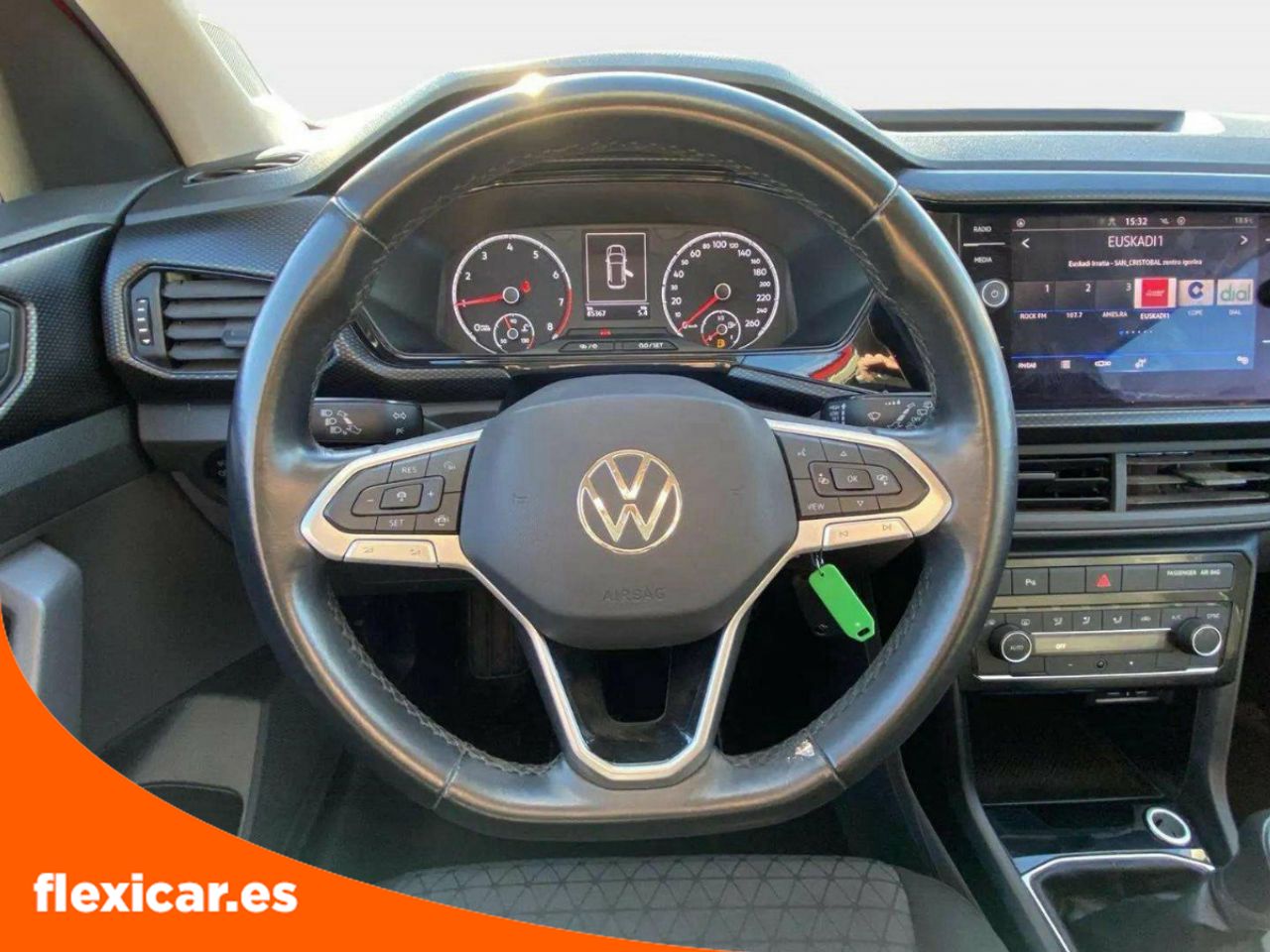 Foto Volkswagen T-Cross 11