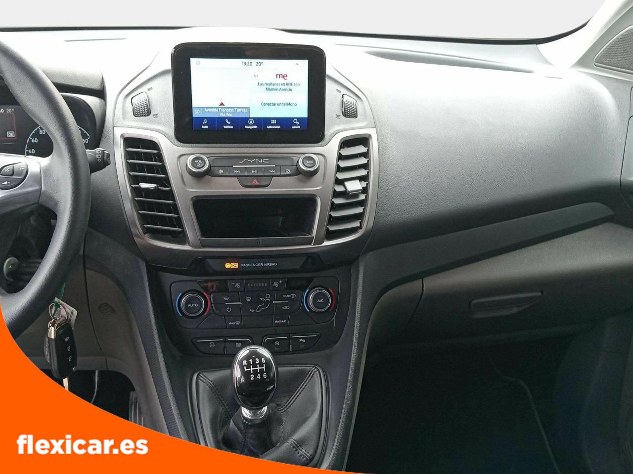 Foto Ford Tourneo Connect 8