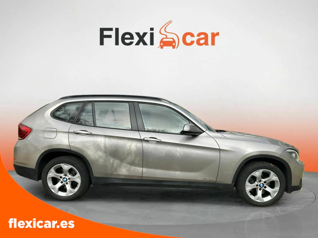 Foto BMW X1 4