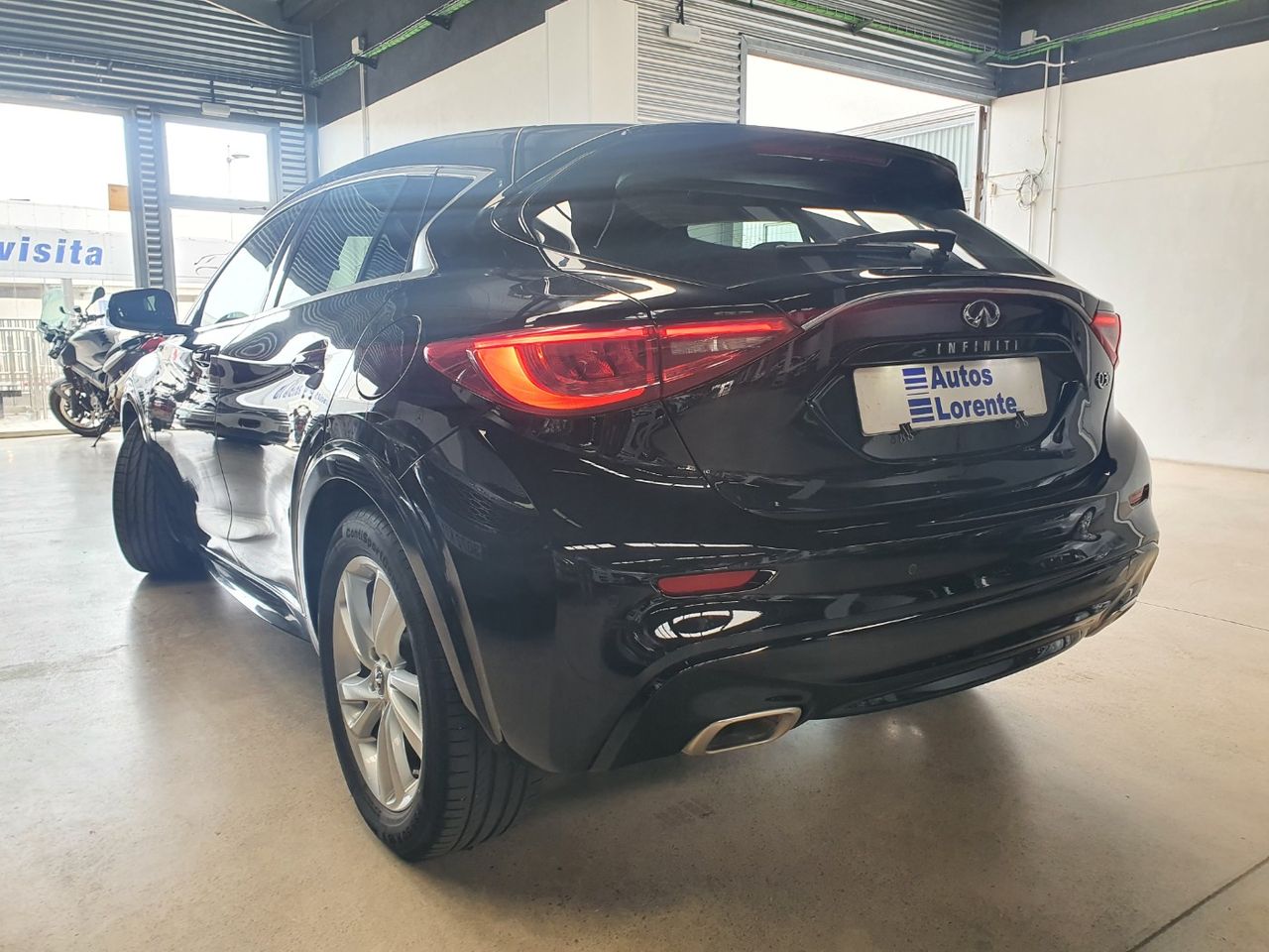 Foto Infiniti Q30 6