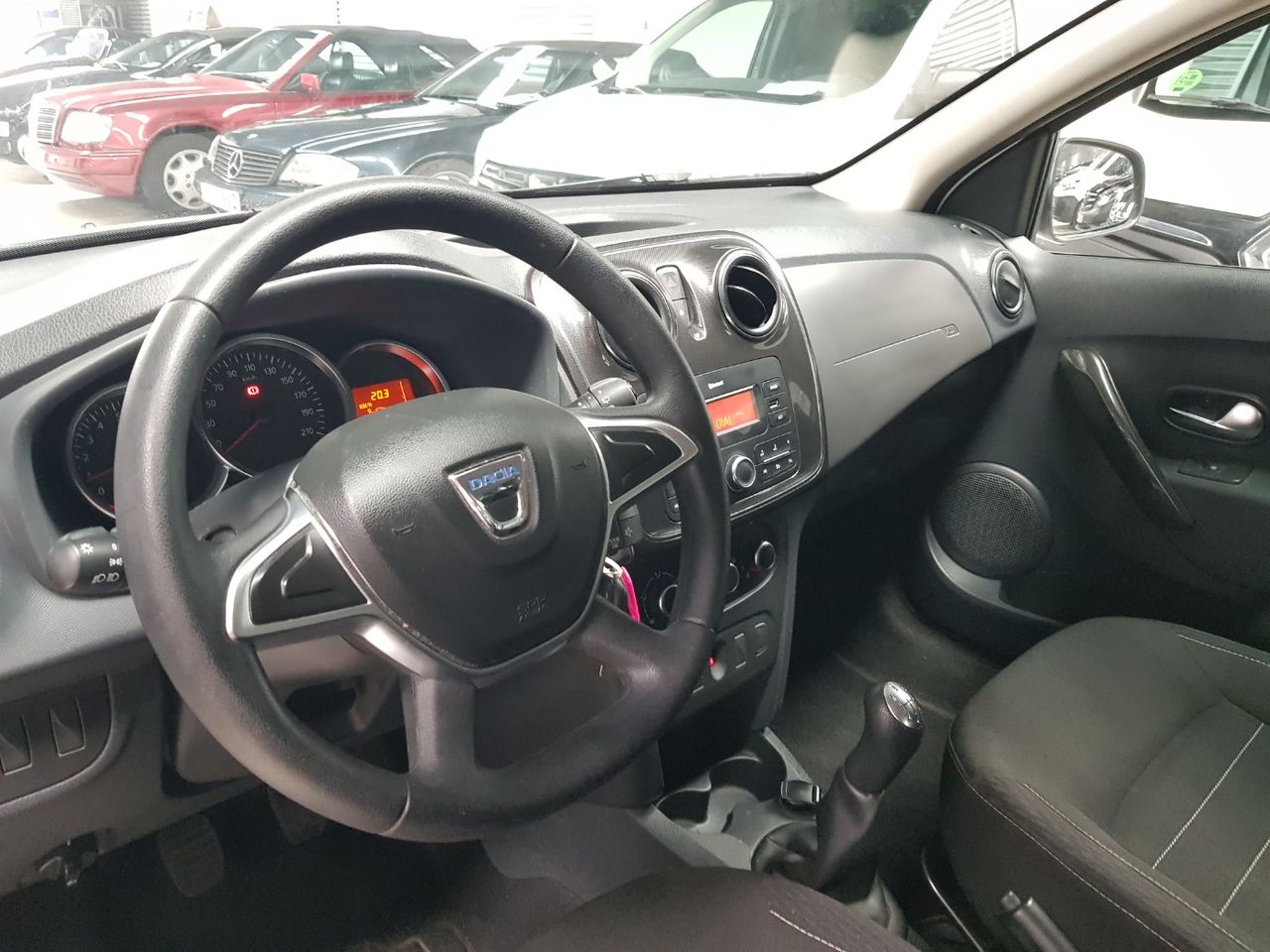 Foto Dacia Sandero 10