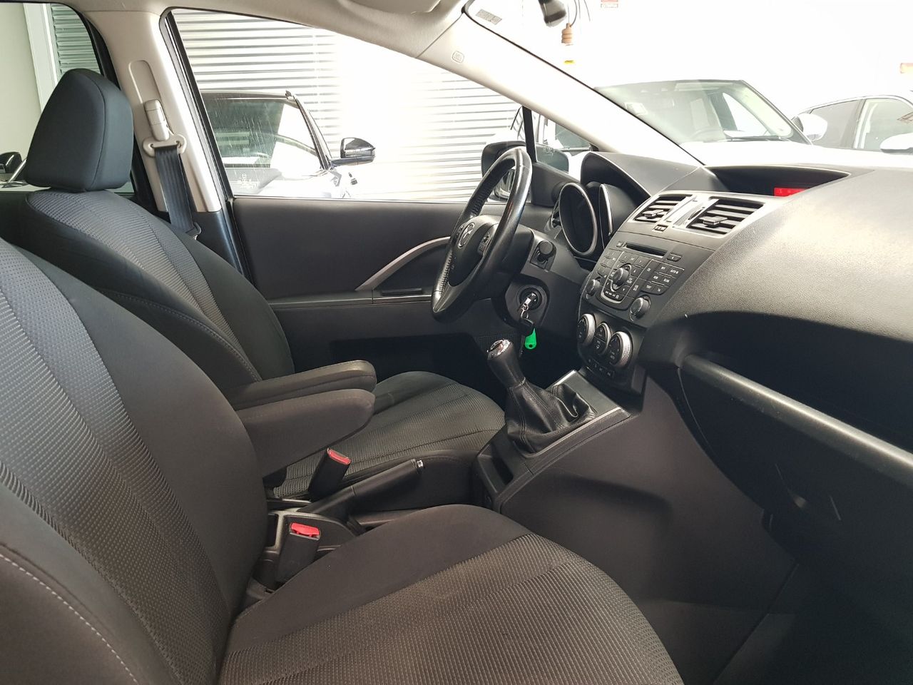 Foto Mazda Mazda5 18