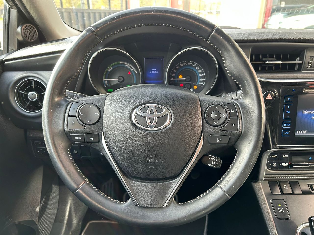 Foto Toyota Auris 11