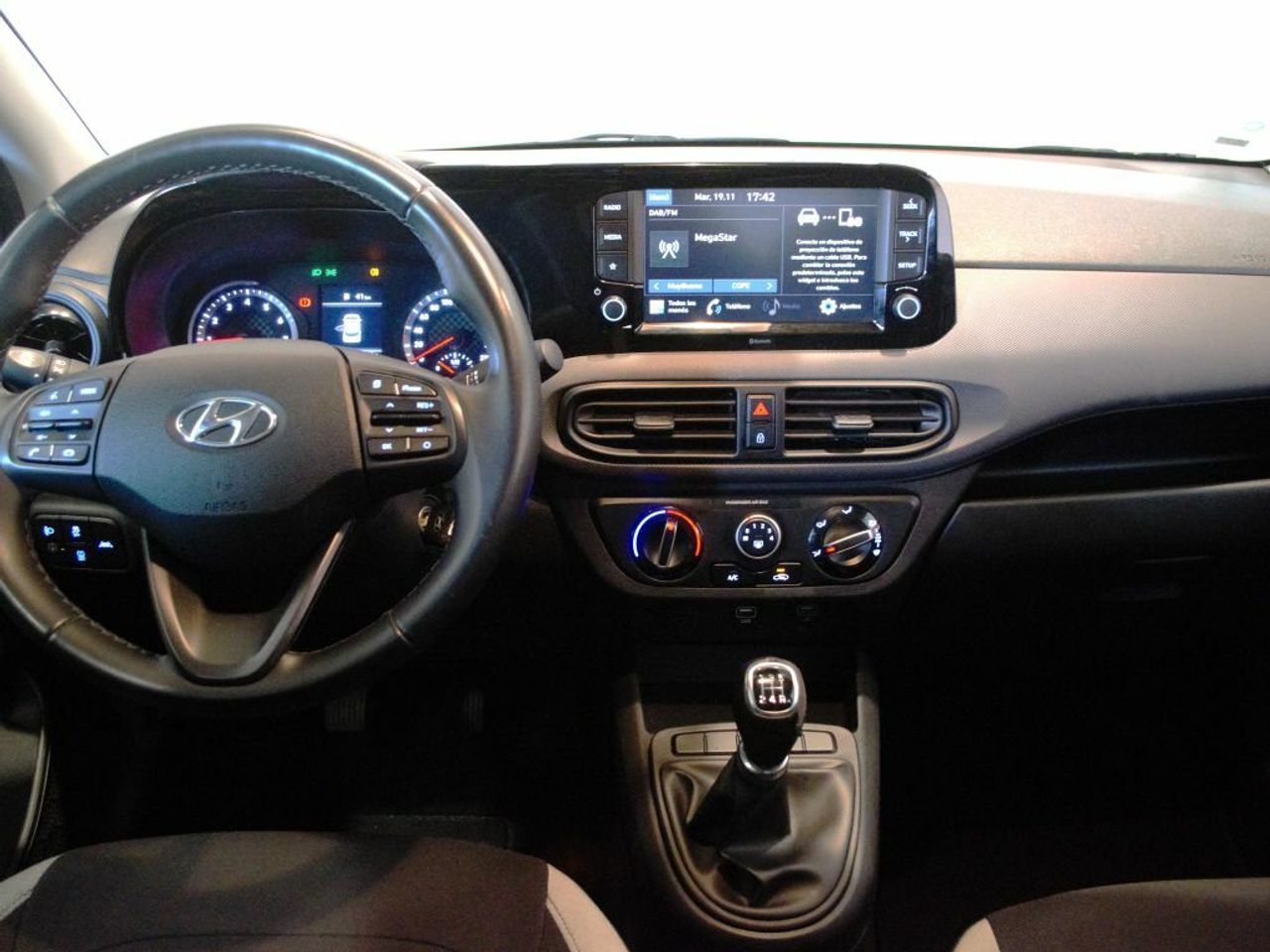 Foto Hyundai i10 16