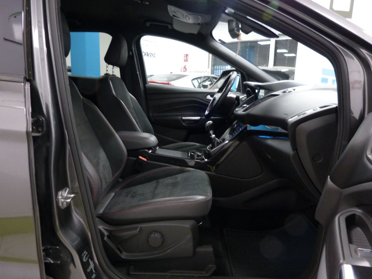 Foto Ford Kuga 25