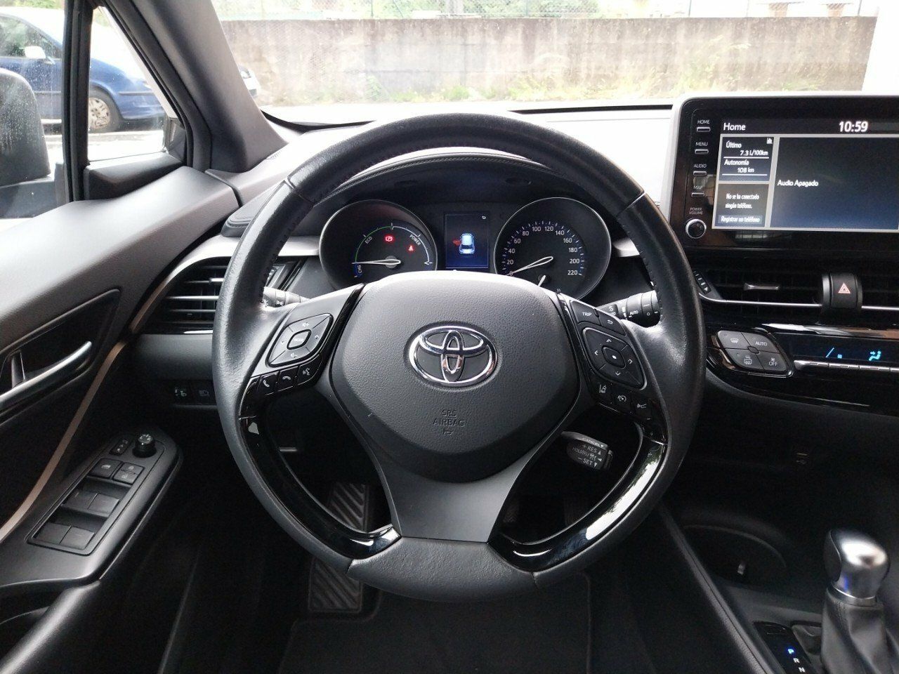 Foto Toyota C-HR 11