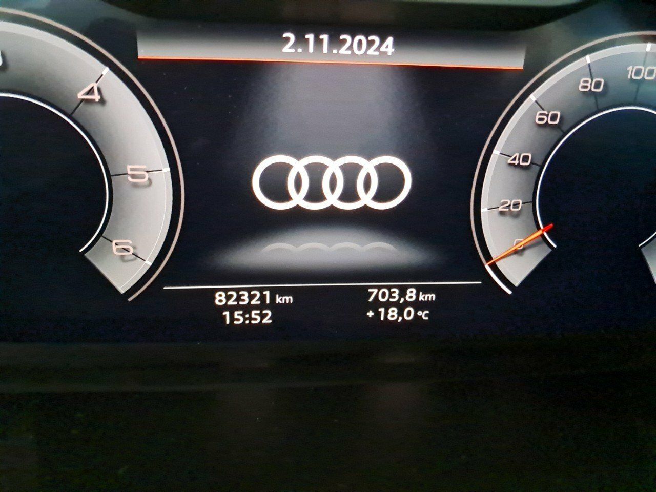 Foto Audi Q3 8