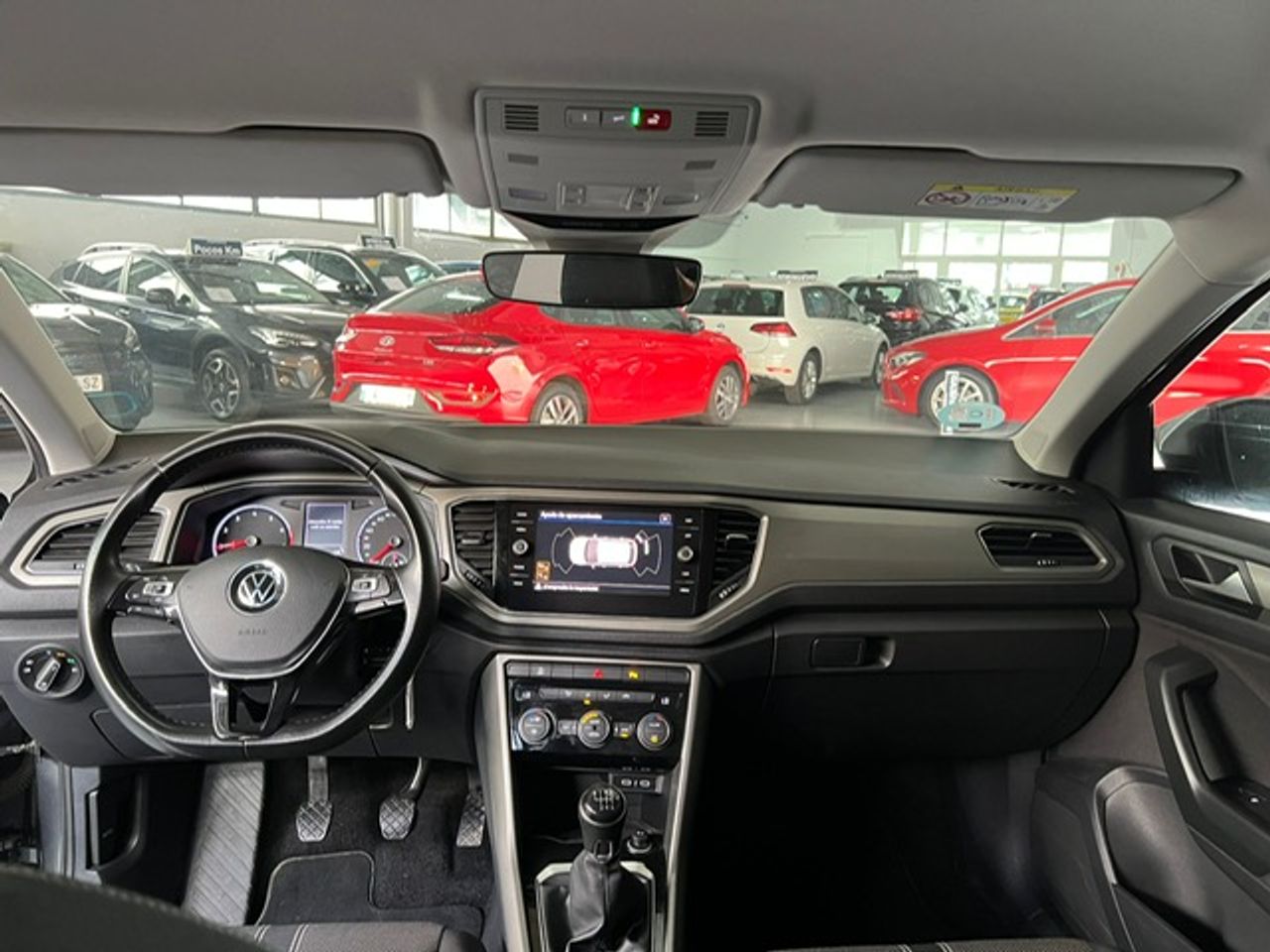 Foto Volkswagen T-Roc 28