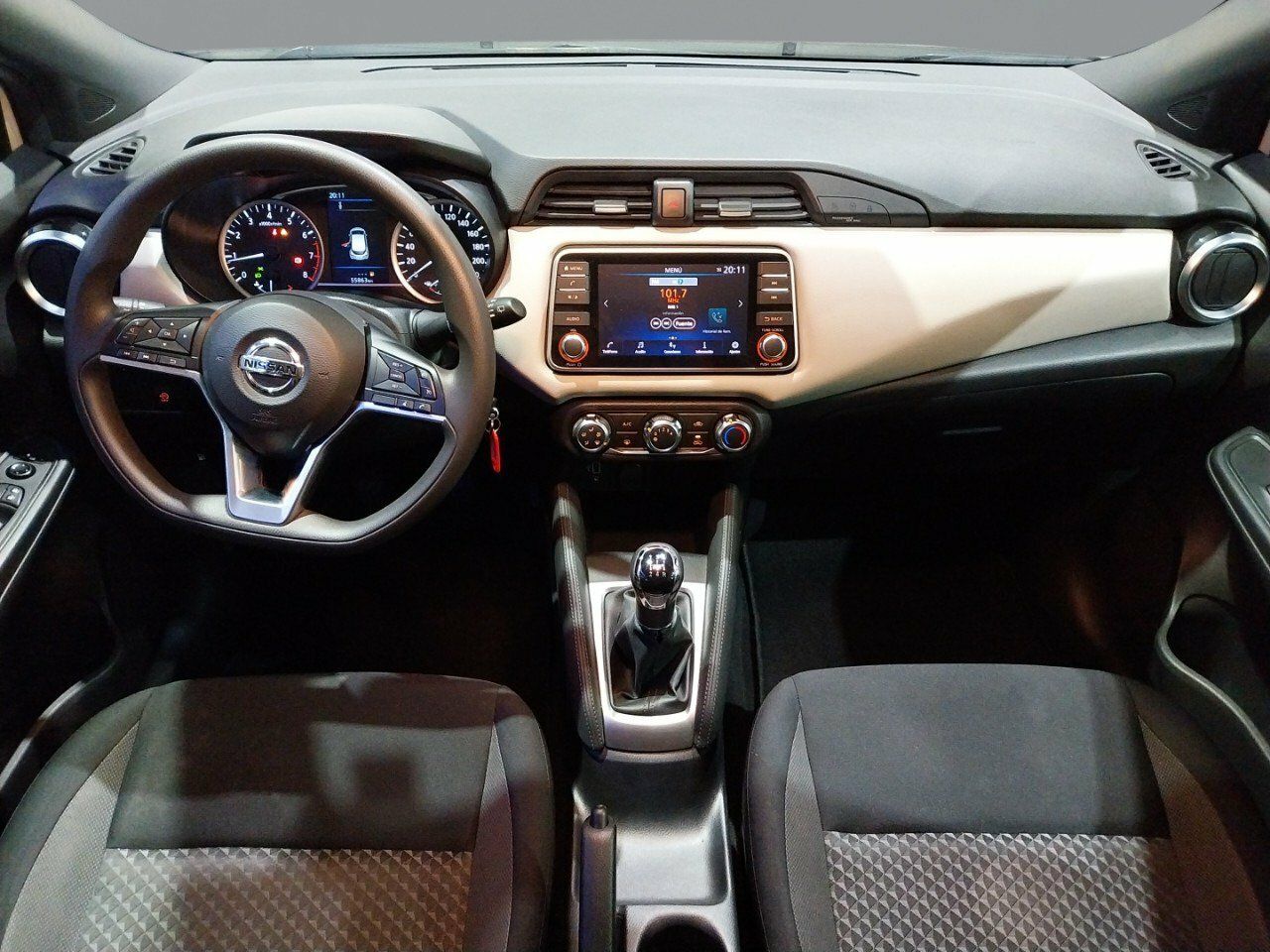 Foto Nissan Micra 7