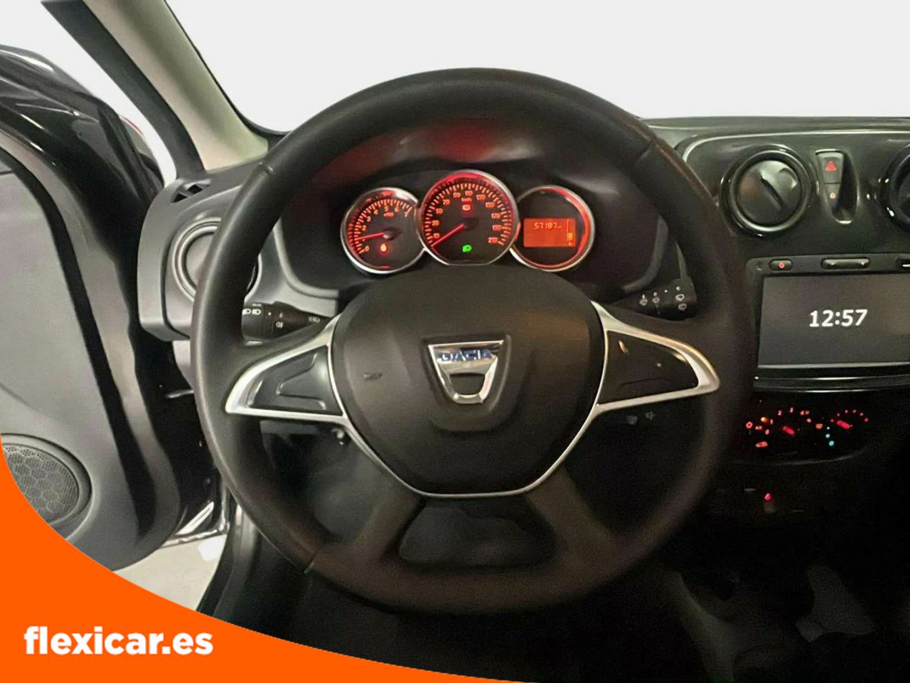 Foto Dacia Sandero 11