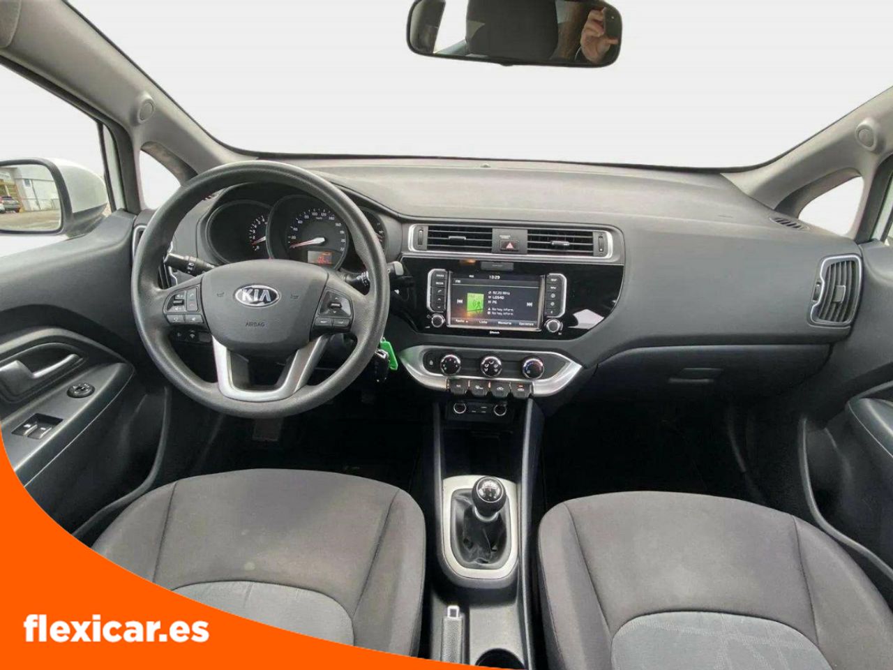 Foto Kia Rio 13